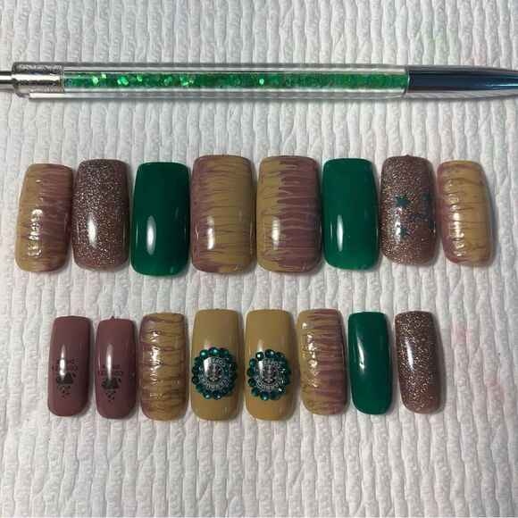 Coffee shop gel pressons - Picture 2 of 10